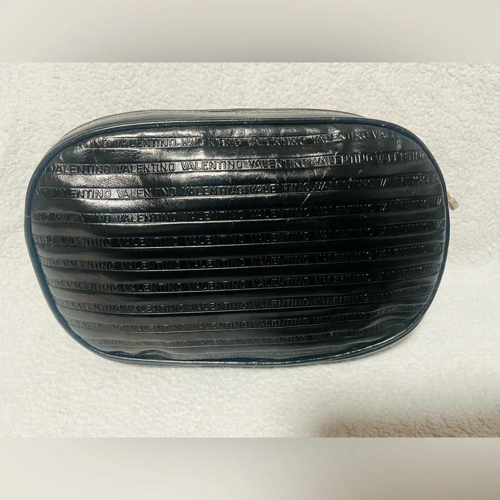 Mario Valentino Monogram Black Clutch - Picture 3 of 15